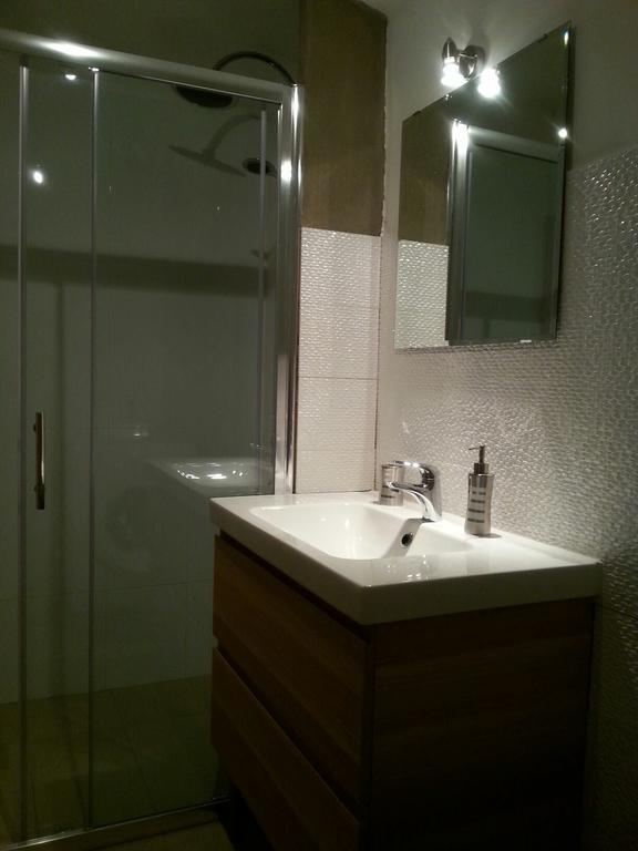 Holiday Homes Mare Premantura Phòng bức ảnh