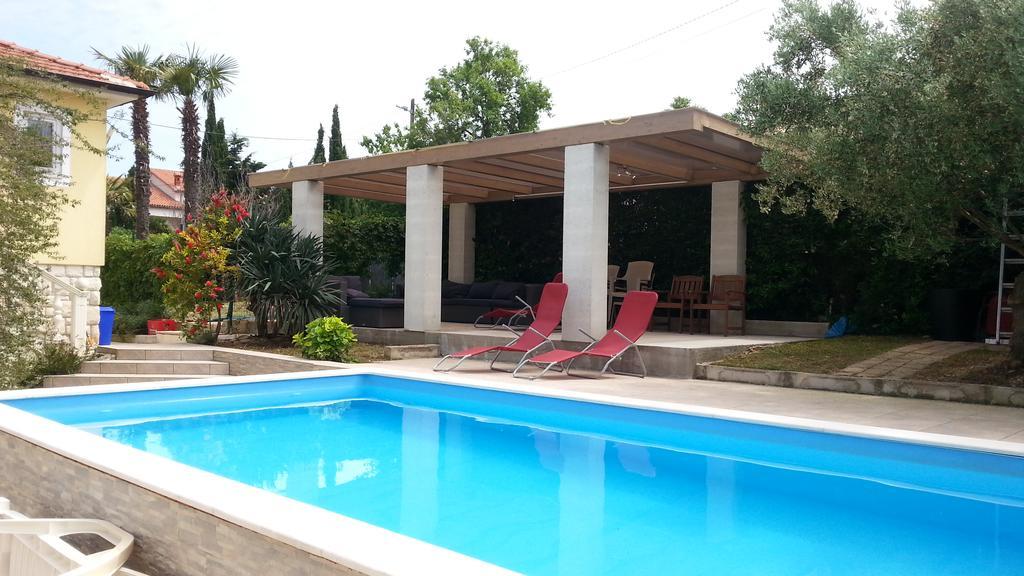 Holiday Homes Mare Premantura Ngoại thất bức ảnh