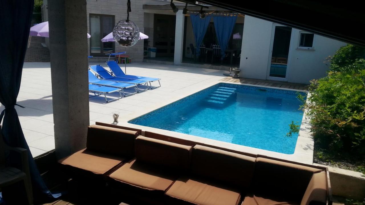Holiday Homes Mare Premantura Ngoại thất bức ảnh